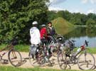 Der Fürst Pückler Radweg führt durch den Branitzer Fürst Pückler Park